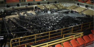 Copertina di Laura Pausini, crollo del palco del concerto a Reggio Calabria: Cassazione conferma cinque condanne