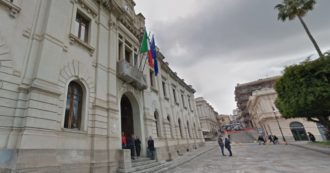 Copertina di Reggio Calabria, l’ombra dei servizi sul tritolo al comune nel 2004. Il pentito: “Serviva per accreditare l’ex sindaco Scopelliti”