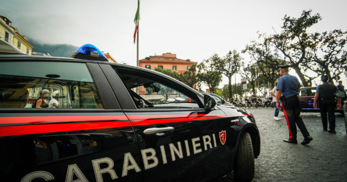 Roma, è morta la donna ferita a Marino dal marito carabiniere. Il 57enne le aveva sparato prima di togliersi la vita