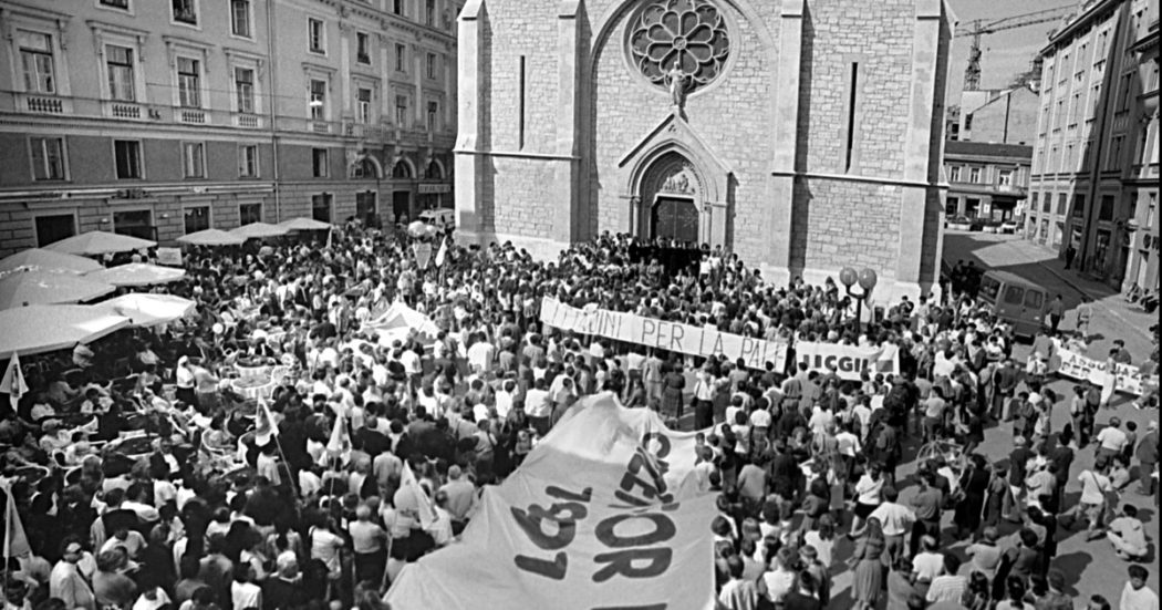 Trent’anni fa la Carovana di pace dei cittadini nella ex Jugoslavia. Da lunedì evento online con musica e una mostra fotografica per ridare voce ai protagonisti