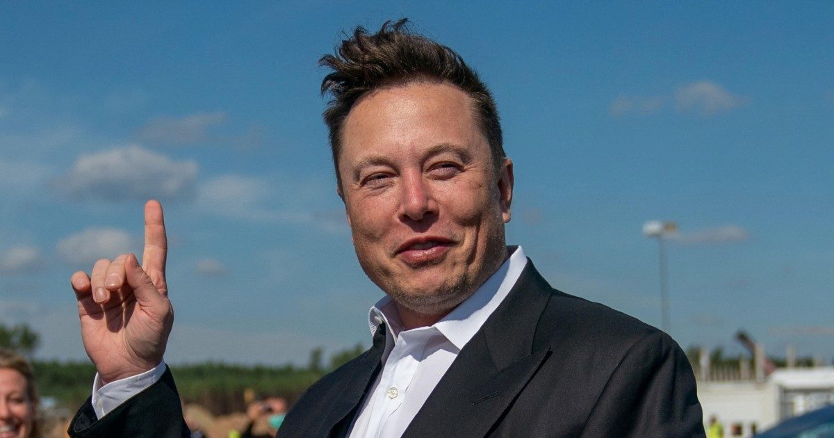 Elon Musk, ecco perché si firma “Elona” su Twitter