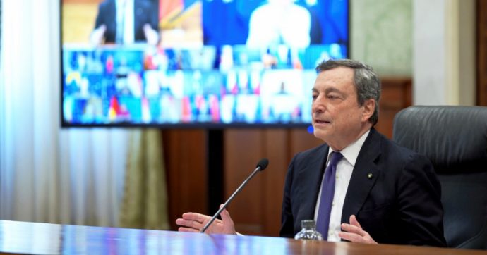 L’Ue promette 360mln di dosi. Draghi processa AstraZeneca