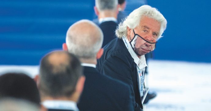 Grillo, lezione ai “miracolati” 5S. “E i due mandati non si toccano”