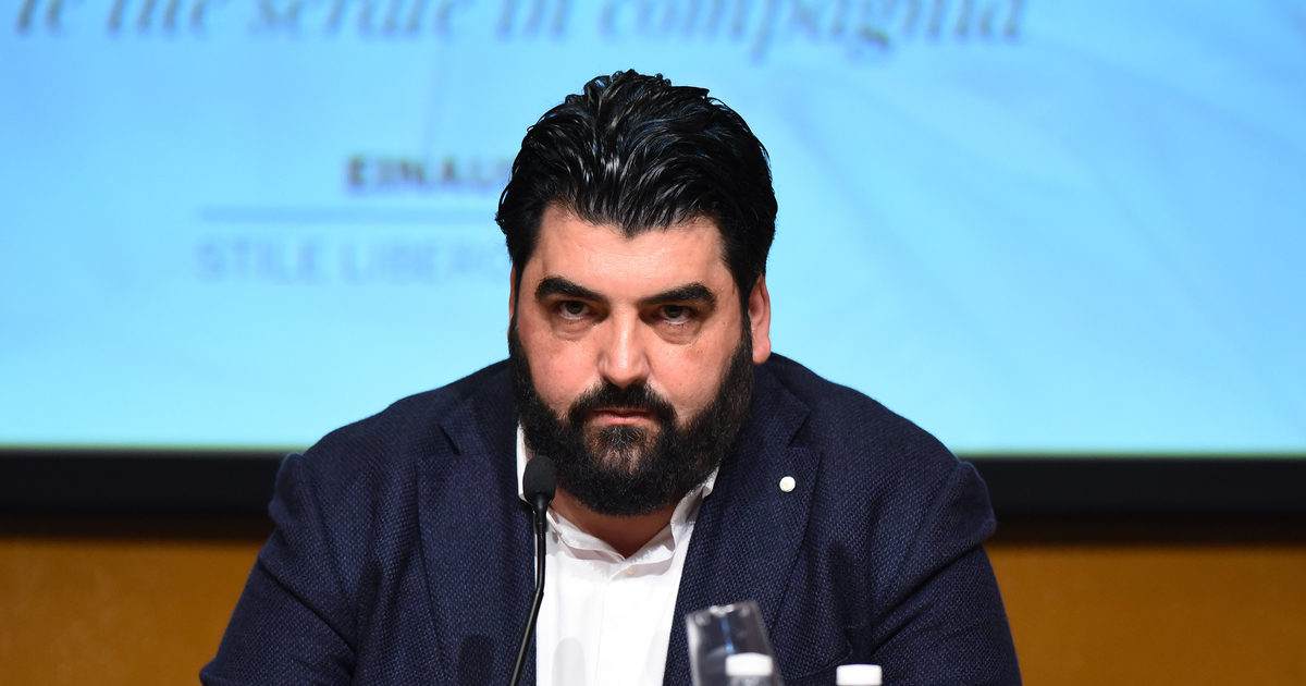Antonino Cannavacciuolo: “Non ho perso gusto e olfatto, quest’estate apro tre nuovi resorts”. Poi annuncia: “Torno a Masterchef”