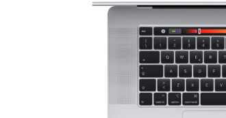 Copertina di Apple MacBook Pro 16 pollici, su Amazon con sconto di 404 euro