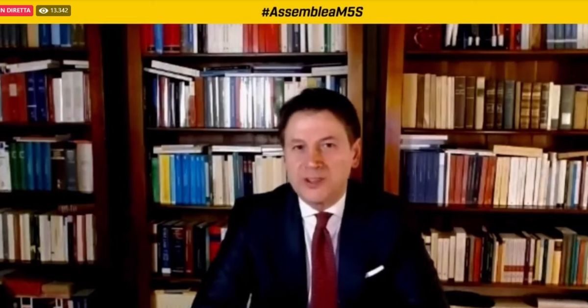 Il piano di Conte per rifondare il M5s: “Nuova carta di principi per identità chiara. Regole contro le correnti, trasparenza su voto digitale”