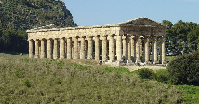 In Sicilia i beni culturali non sono per archeologi: su 14 parchi solo 4 sono gestiti da esperti. Tra i dirigenti ci sono architetti, geologi e agronomi