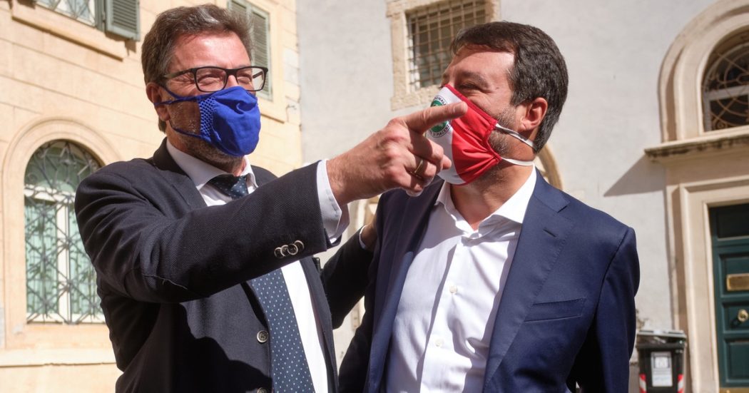“Avanti coi sovranisti in Europa”: Salvini vede Orban e Morawiecki, poi convoca il consiglio federale. Così il capo della Lega risponde a Giorgetti e alle critiche sulla “svolta Ue incompiuta”