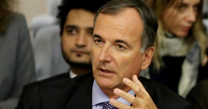 Ora Frattini scala Palazzo Spada