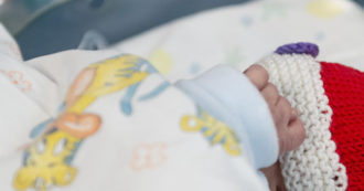 Roma, neonato arriva in ospedale privo di vita: dietro la morte forse una circoncisione fatta in casa