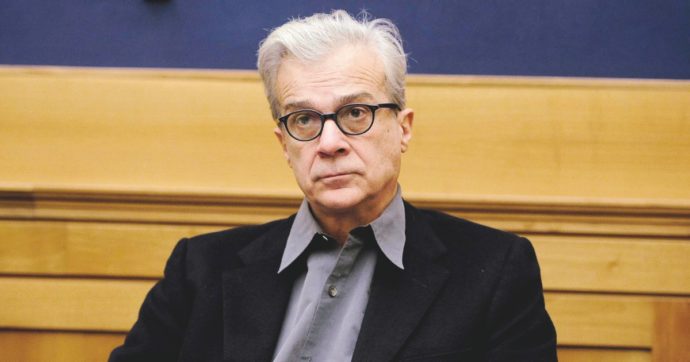 “Norma pericolosa: dà poteri al governo su premesse vaghe”