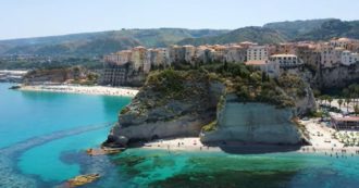 Copertina di Tropea è il “Borgo dei borghi 2021”: la Perla del Tirreno supera Banuei e Geraci Sicuro