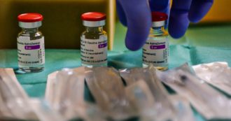 Astrazeneca, nuovo articolo degli scienziati tedeschi sul vaccino: “Scoperto il componente che può provocare le trombosi gravi”