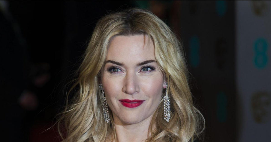 “Quindi non puoi vedere i rotolini della mia pancia?”: la lezione magistrale di body positivity di Kate Winslet