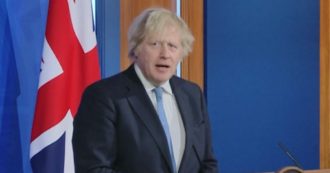 Copertina di Gran Bretagna, Johnson: “Speriamo di poter ripartire con i viaggi internazionali dal 17 maggio, ma non voglio dare false speranze”