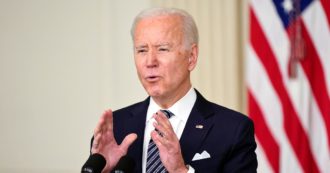 Copertina di Usa, Biden chiede al Senato di approvare due leggi per restrizioni armi: “Sono un’epidemia, fonte d’imbarazzo per il nostro Paese”