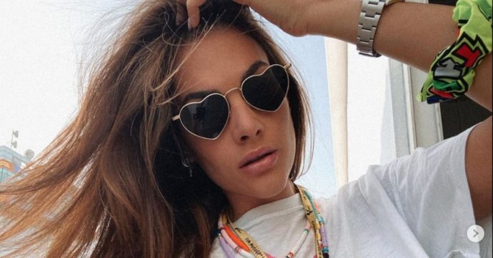 Francesca Sofia Novello, la fidanzata di Valentino Rossi: “Non è facile quando ti toccano una chiappa. Io rispondo con un ceffone”