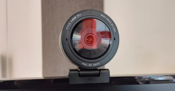 Razer Kiyo Pro, la nuova webcam del produttore americano si posiziona tra le migliori grazie alla buona resa in tutte le condizioni di luce