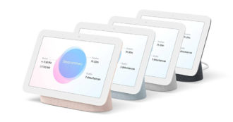 Copertina di Google, ufficiale il nuovo smart speaker Nest Hub con audio migliorato e monitoraggio della qualità del sonno