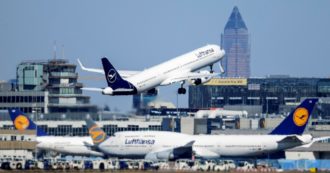 Copertina di Aviazione, 40 mld per salvare i colossi che inquinano di più