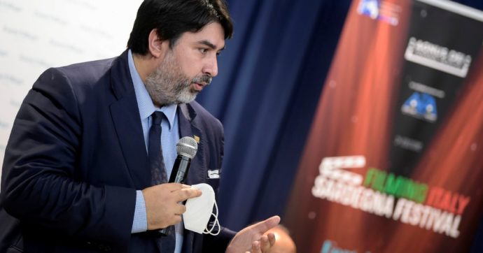 Oltre al pranzo la “festa”. E Solinas è sotto assedio