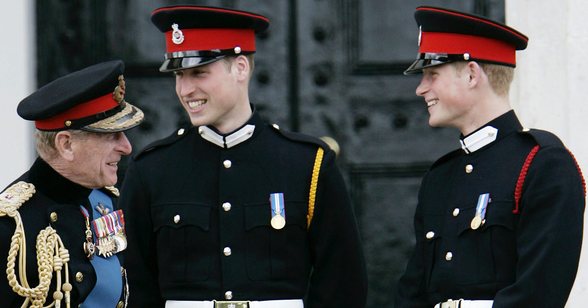 Principe Filippo, ecco chi sono i 30 “eletti” presenti al suo funerale: William e Harry non cammineranno fianco a fianco