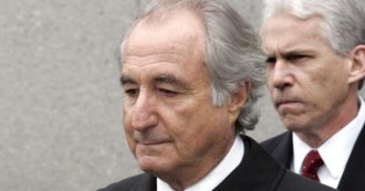 Copertina di Bernie Madoff morto in carcere in Usa: aveva orchestrato la truffa del più grande schema Ponzi della storia