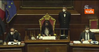 Copertina di Patrick Zaki, il Senato approva la mozione per la cittadinanza italiana: l’annuncio a Palazzo Madama – Video