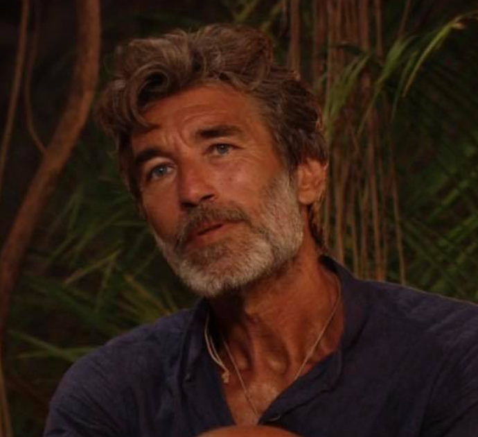 Isola dei Famosi, Brando Giorgi costretto ad abbandonare per “un problema grave”: “Deve fare degli accertamenti”