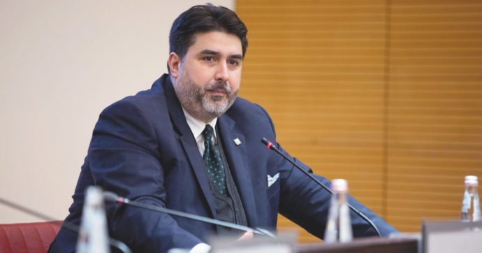 Il portavoce di Solinas al pranzo sardo proibito