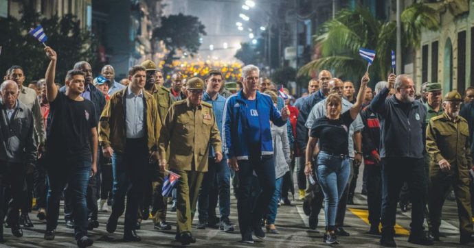 Díaz-Canel, sulle orme dei Castro: ma su Twitter