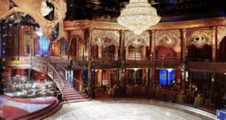 Copertina di Ballando con le Stelle, “mi manca succhiare il caz*o del mio capo nei ces*i”: il caso del tweet finisce in Procura