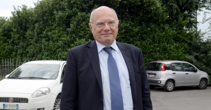 Galli: “Sul Covid Draghi non ne ha azzeccata una. Liberi tutti ma ci sono ancora pochi vaccinati”