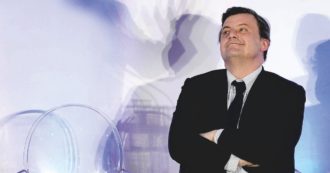 Copertina di Il “cringe” Carlo Calenda: l’arte di essere sempre fuori contesto