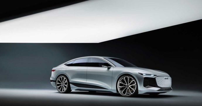 Audi, dal 2026 i nuovi modelli saranno solo 100% elettrici