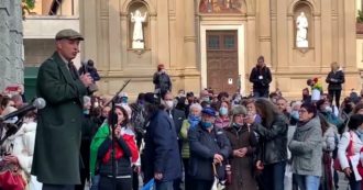 Copertina di “No paura day” a Bergamo: nella città simbolo del Covid centinaia di persone in piazza contro mascherine e vaccini – Video