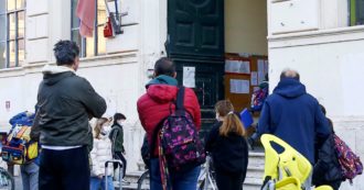 Copertina di Scuola, appello dei genitori di Reggio Emilia e Modena: “I doppi turni d’ingresso per il Covid danneggiano gli studenti. Servono più mezzi”