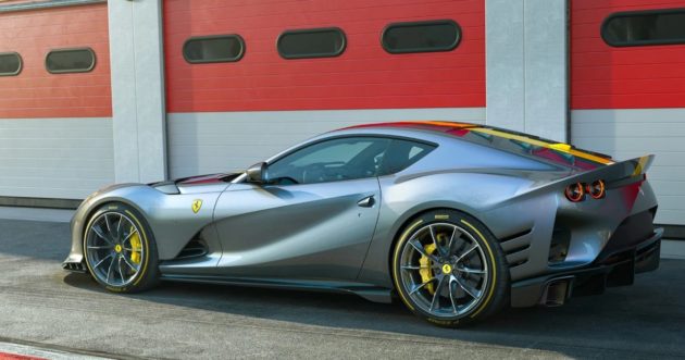 Ferrari La 812 Competizione è anche Aperta VIDEO Ferrari La 812 Competizione è anche Aperta VIDEO