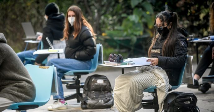 Padova, la Provincia attaccava il governo sui banchi a rotelle. Ma li acquistarono loro con fondi Ue