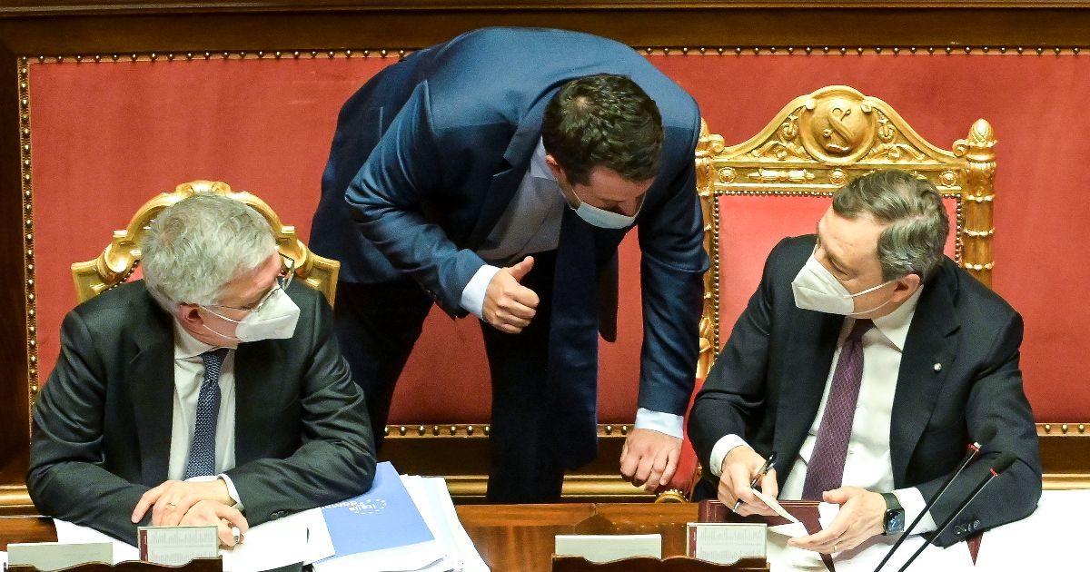 Recovery, Draghi presenta il piano anche in Senato: “Se falliamo non sarà più possibile convincere l’Ue a fare una politica fiscale comune”