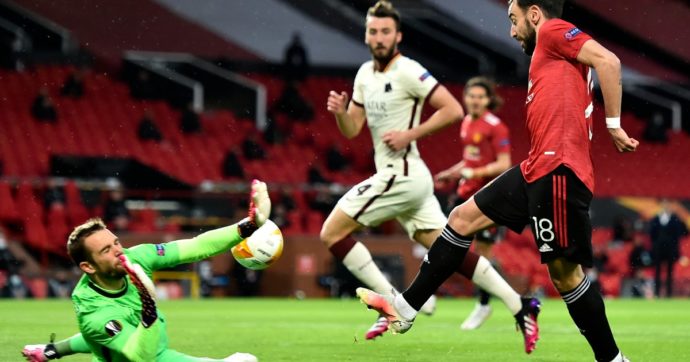 Europa League, Manchester United-Roma 6 a 2: a Fonseca non bastano Pellegrini e Dzeko. Red Devils dilagano nel secondo tempo