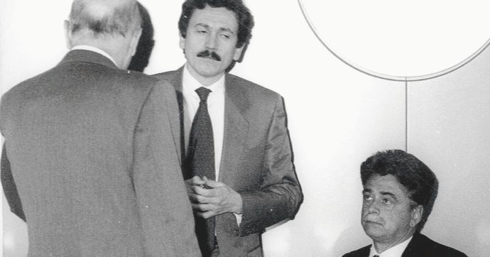 Copertina di Napolitano & C., la frana del Pci deberlinguerizzato