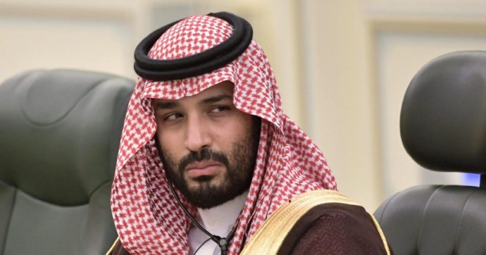 Un “house organ” dove il principe diventa Padre Pio