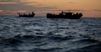 Migranti, SeaWatch al quarto salvataggio: “Abbiamo più di 400 naufraghi a bordo”. Oltre 800 persone sbarcate in Italia in 48 ore