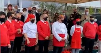 PizzAut, a Milano la pizzeria gestita da ragazzi autistici: “Progetto non rimanga l’unico in Italia, esperienza che va replicata”