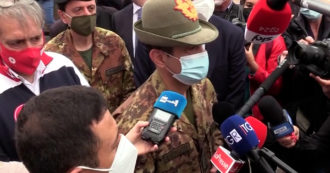 Figliuolo: “Valutiamo vaccinazioni nei luoghi di vacanza, anche per coinvolgere i giovani. Somministrazioni nelle scuole? Ci stiamo pensando”