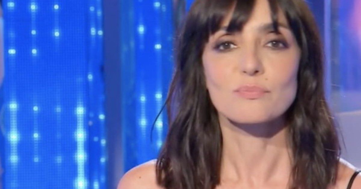 Domenica In, Mara Venier spiazza Ambra Angiolini: “Ti sei lasciata con Allegri?”. Imbarazzo in diretta