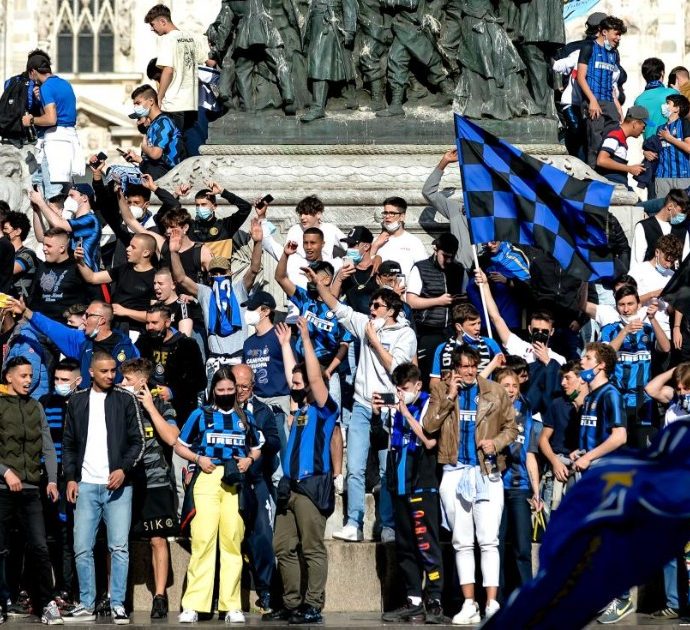 Inter, la nuova maglia “pitonata” fa infuriare i tifosi: “Fa cag*re”