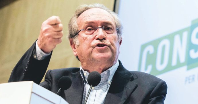 “Un errore censurare gli artisti: i dirigenti dovrebbero tutelarli”