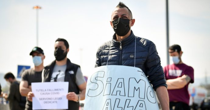 Niente svolta, i ristori restano sui ricavi